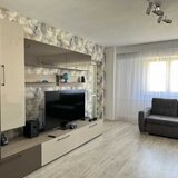 Trei camere langa Parcul Sebastian, 76 mp, bloc 2001